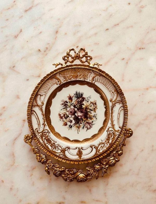 Hand Painted Porcelain with Brass Plate (Beige)