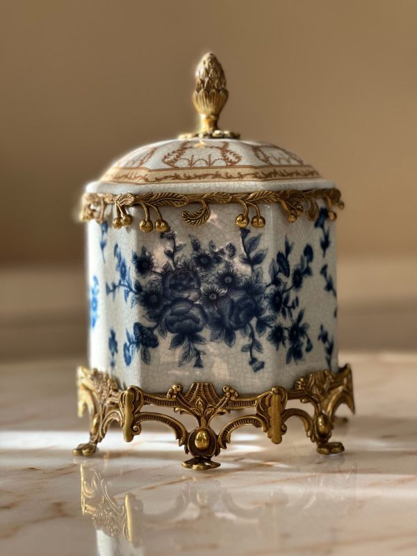 Luxury Ceramic with Copper Home Decoration